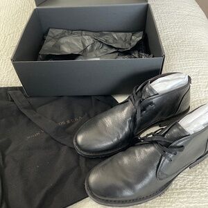 John Varvatos Men’s Black boot